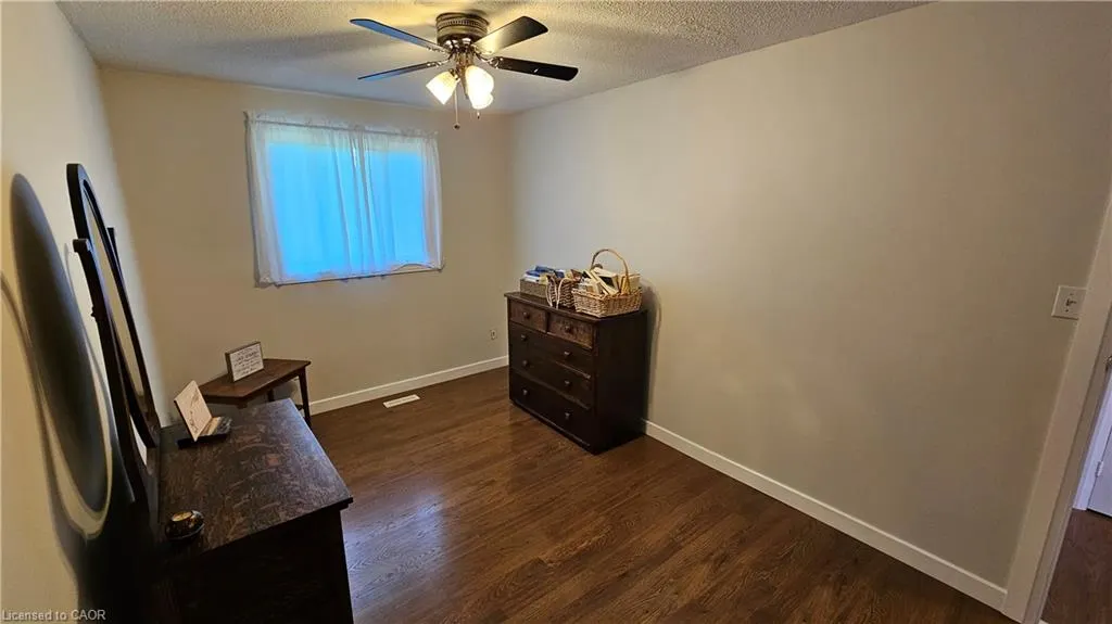 4 Parkside Drive
