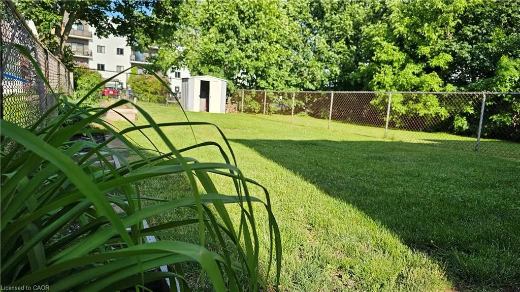 4 Parkside Drive