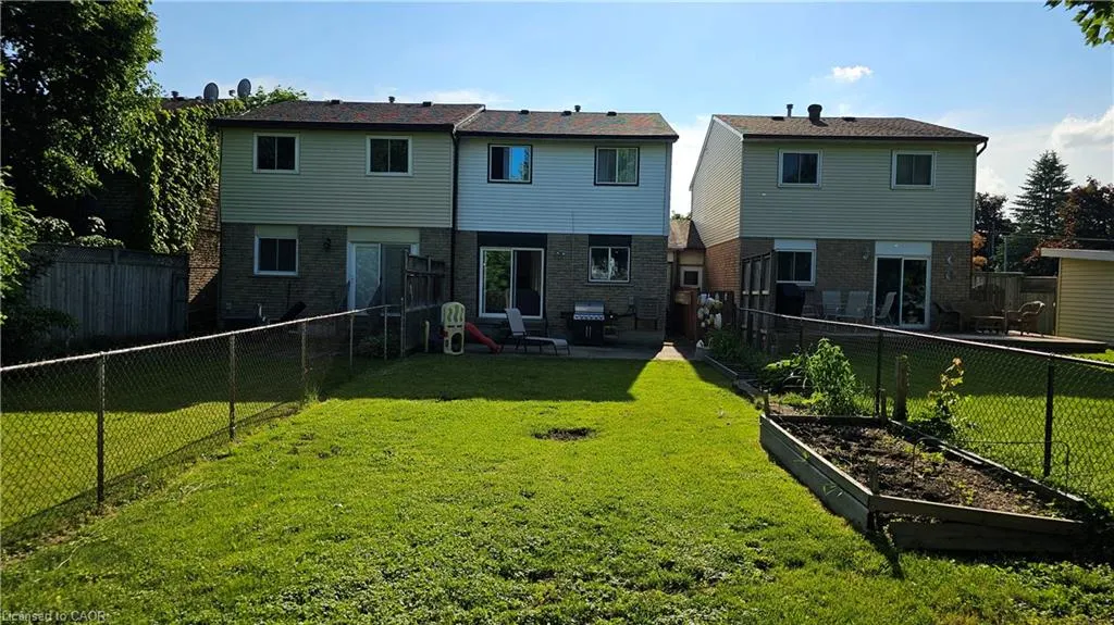 4 Parkside Drive