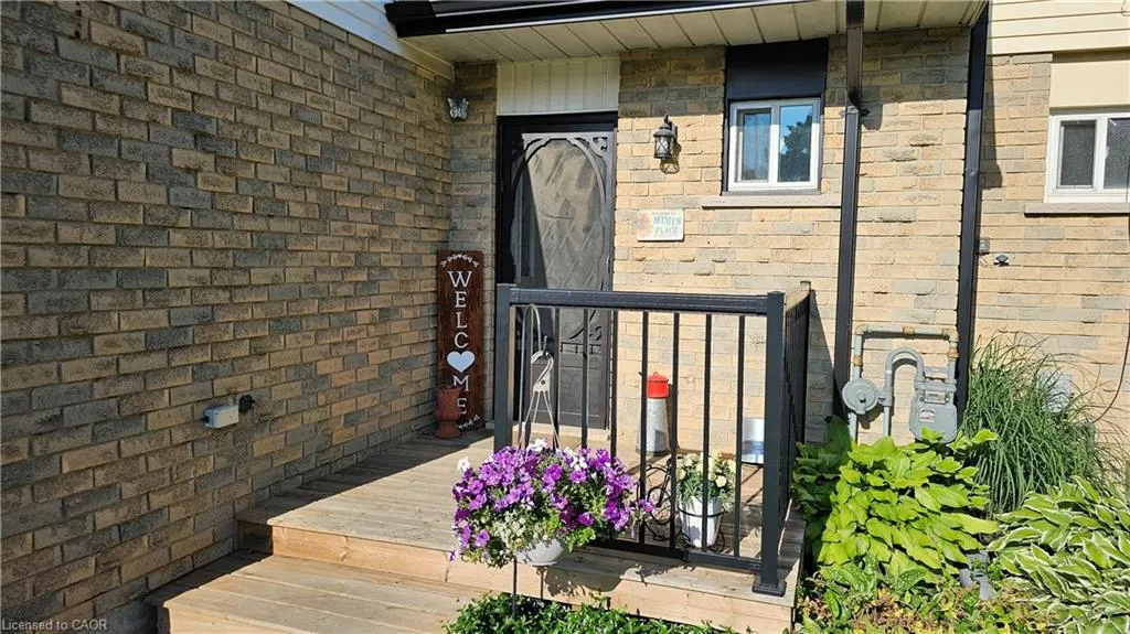 4 Parkside Drive