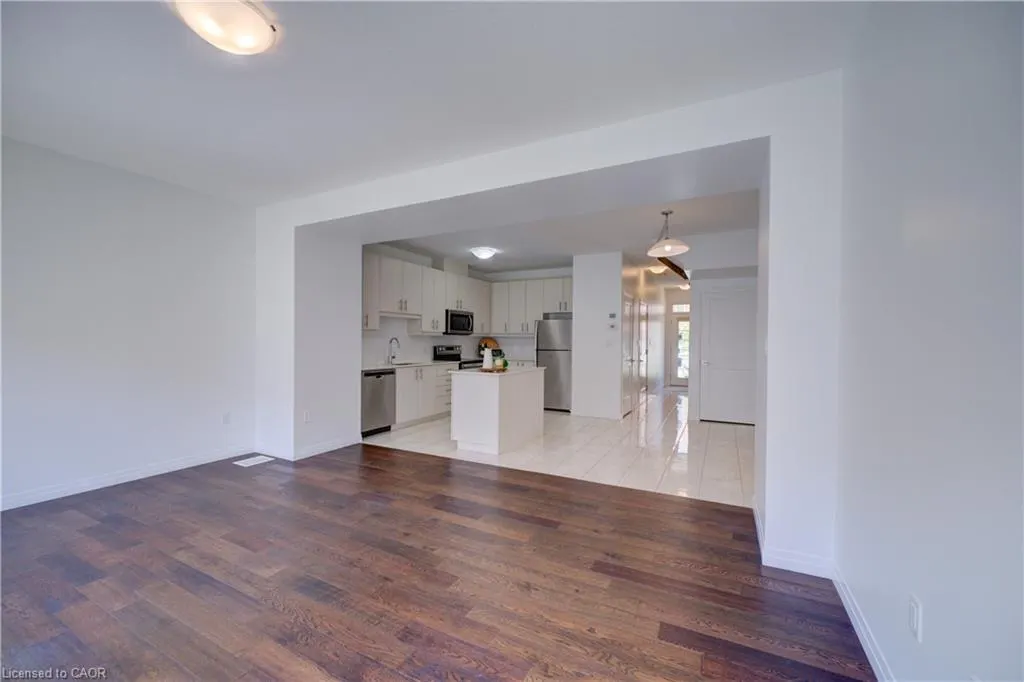 30 Times Square Boulevard #23