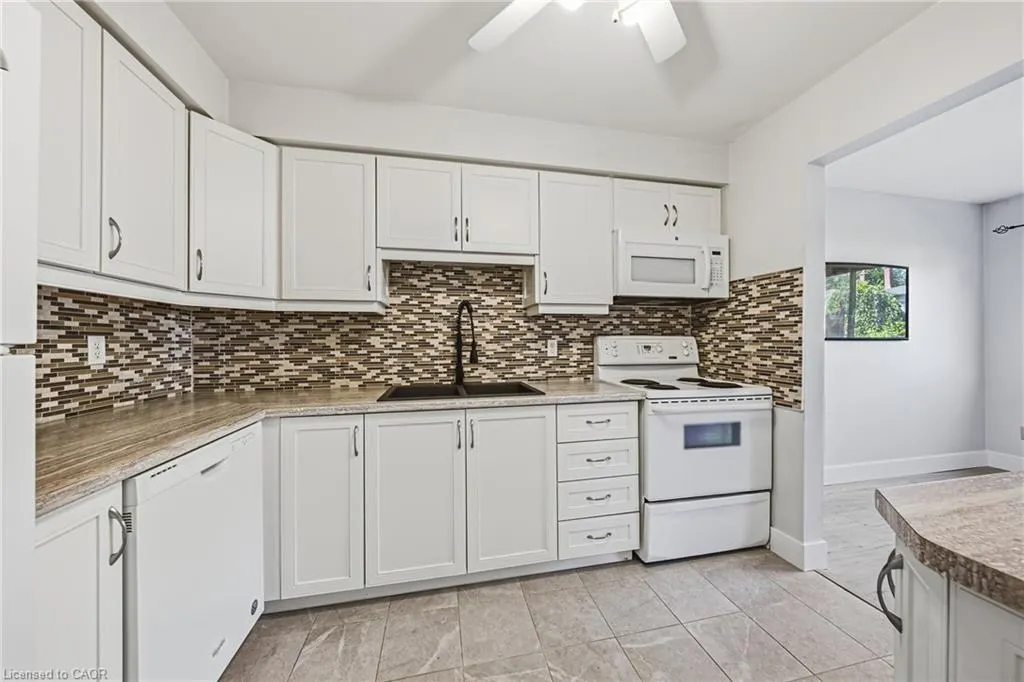 564 Sheraton Road #14