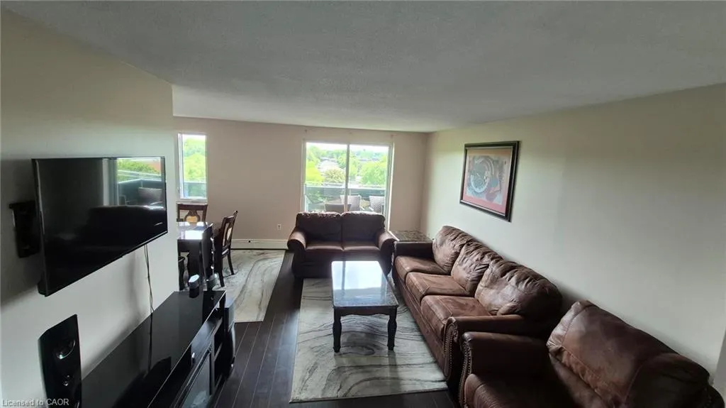 279 Chandler Drive #706