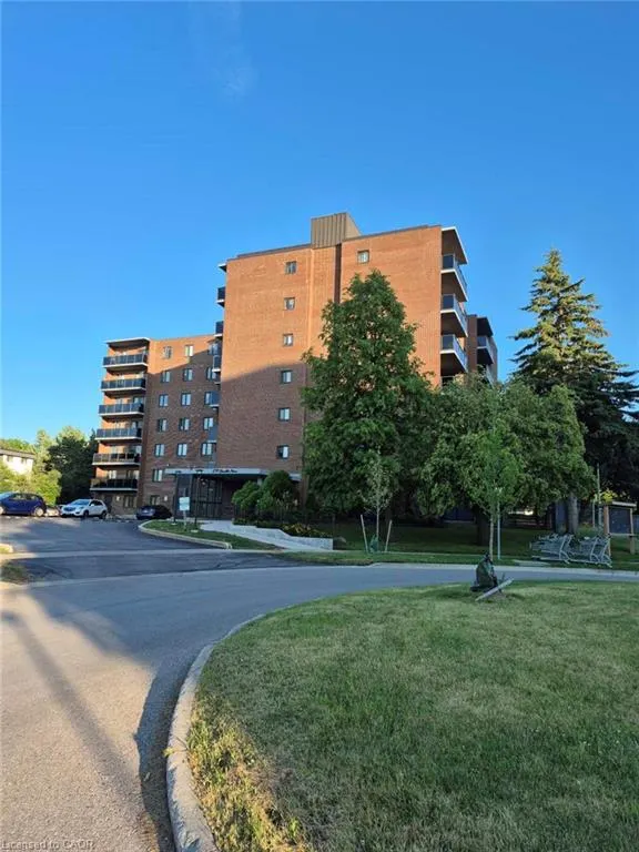 279 Chandler Drive #706