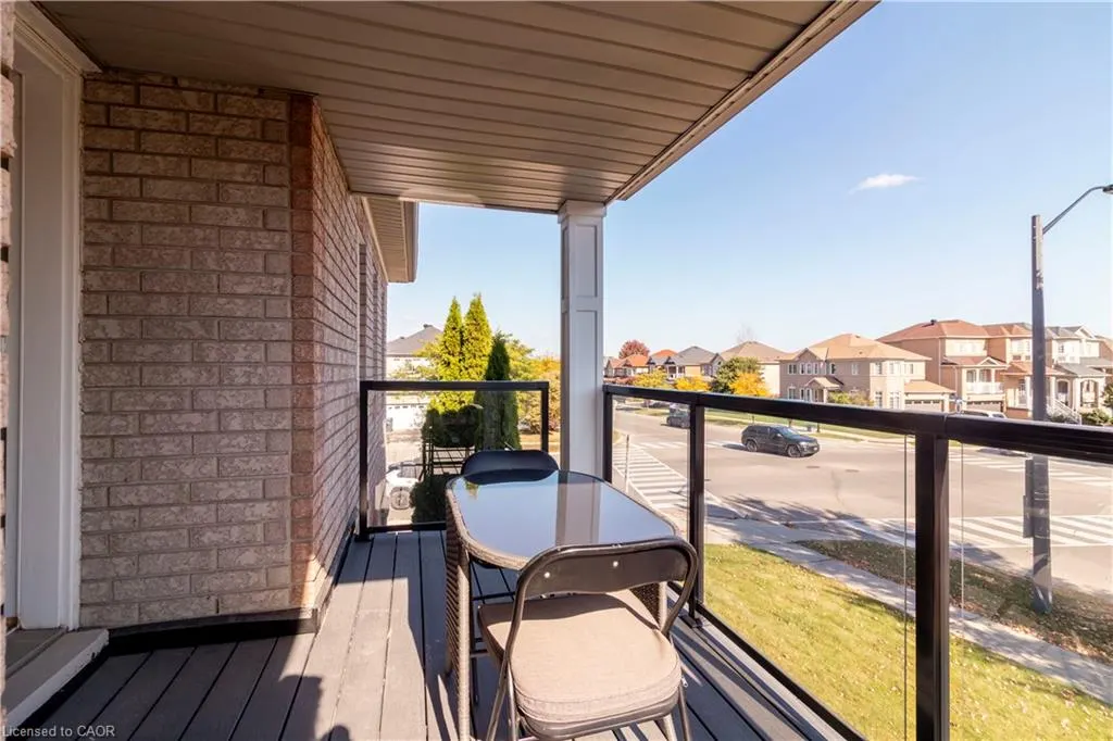 5482 Churchill Meadows Boulevard