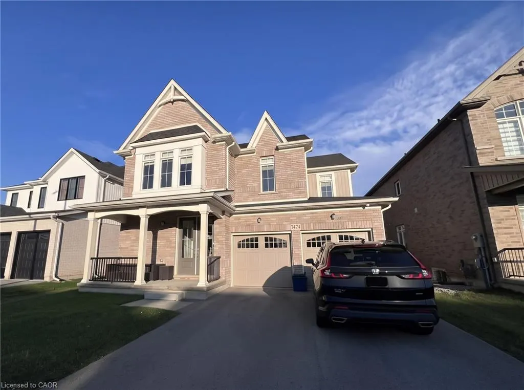 7474 Sherrilee Crescent