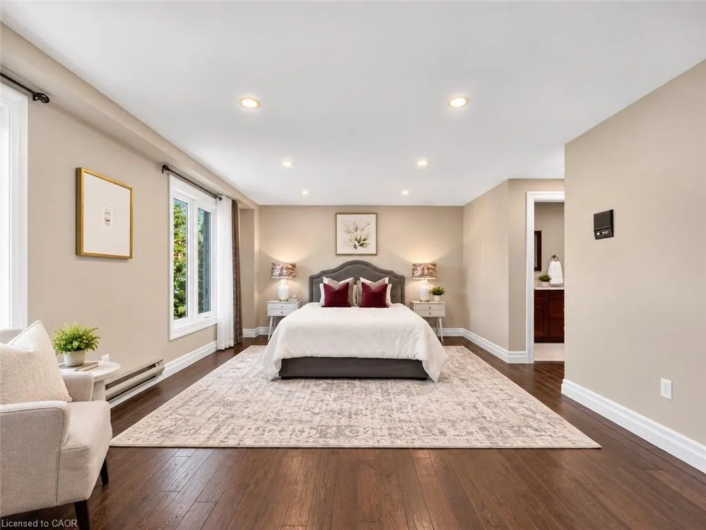 12 Sundrop Court