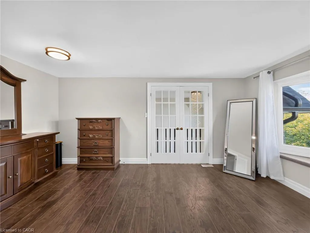 12 Sundrop Court