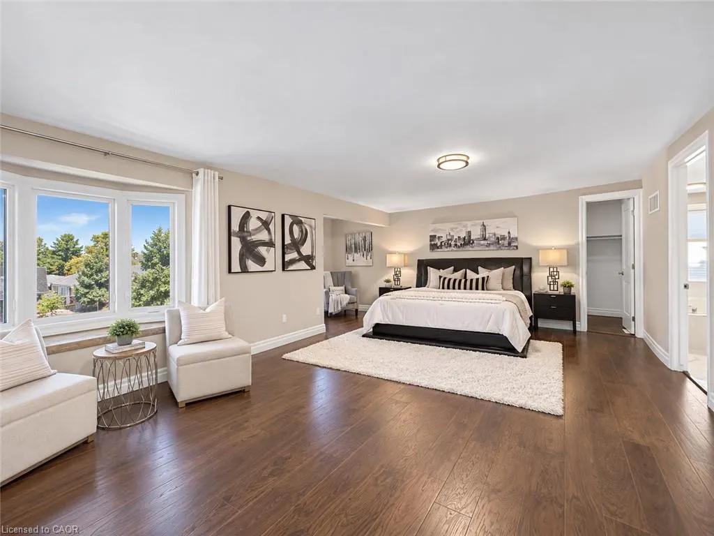 12 Sundrop Court