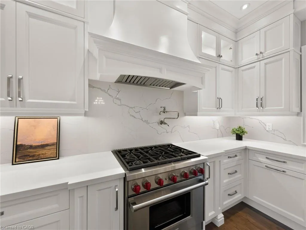 389 Belvenia Road
