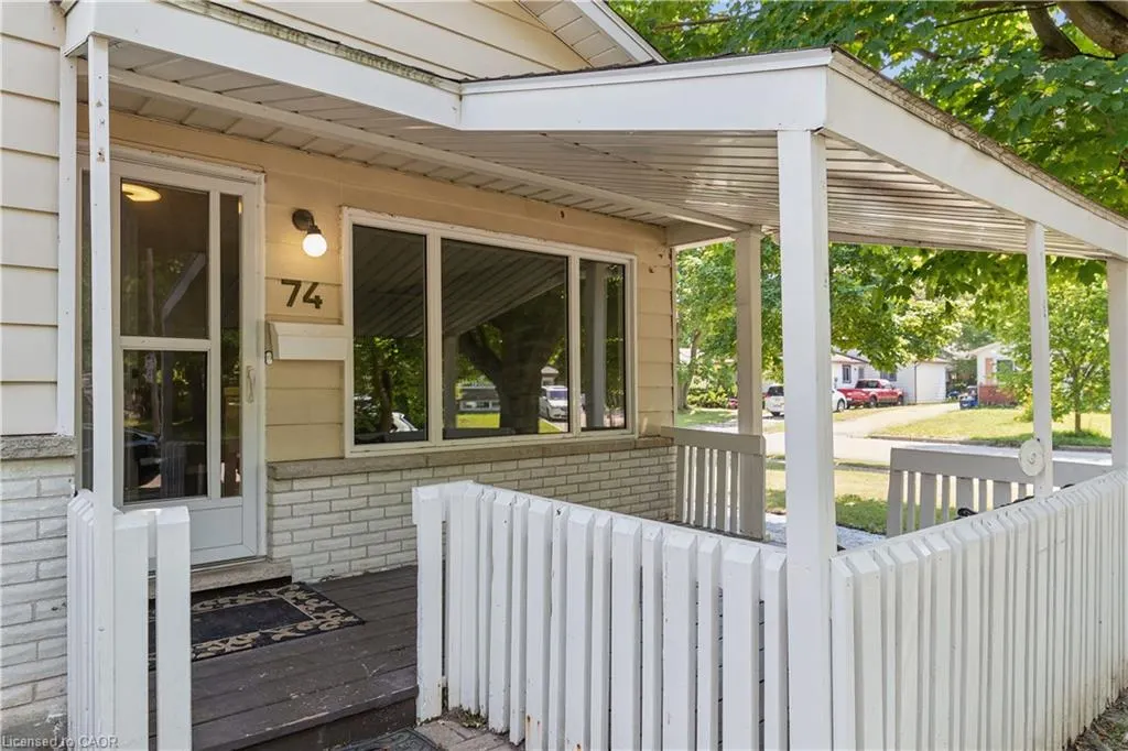 74 Helene Crescent