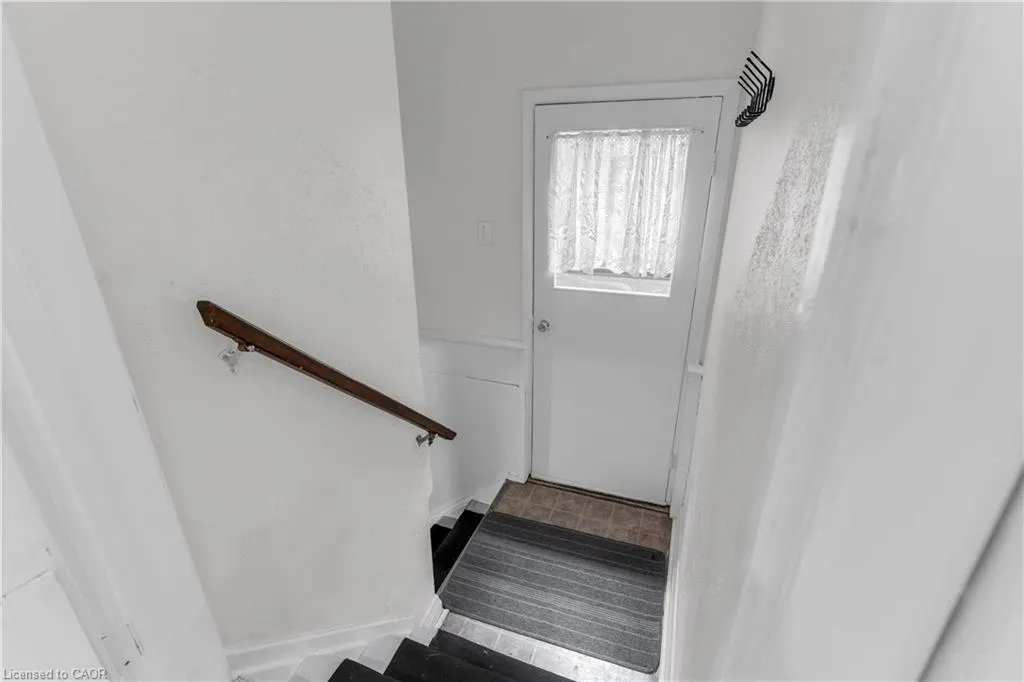 569 Crane Court