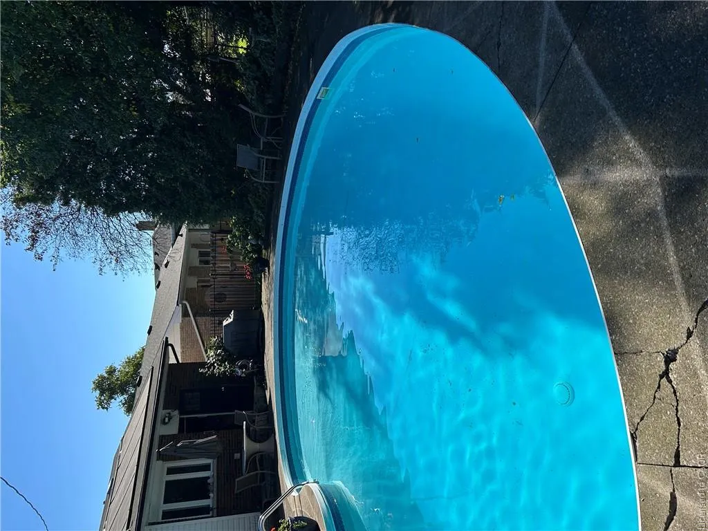 1360 Majestic Drive