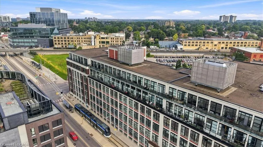 410 King Street W #408