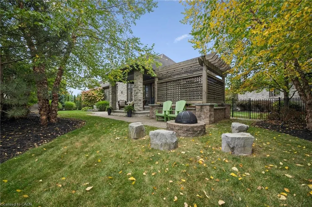 311 Terrace Wood Crescent