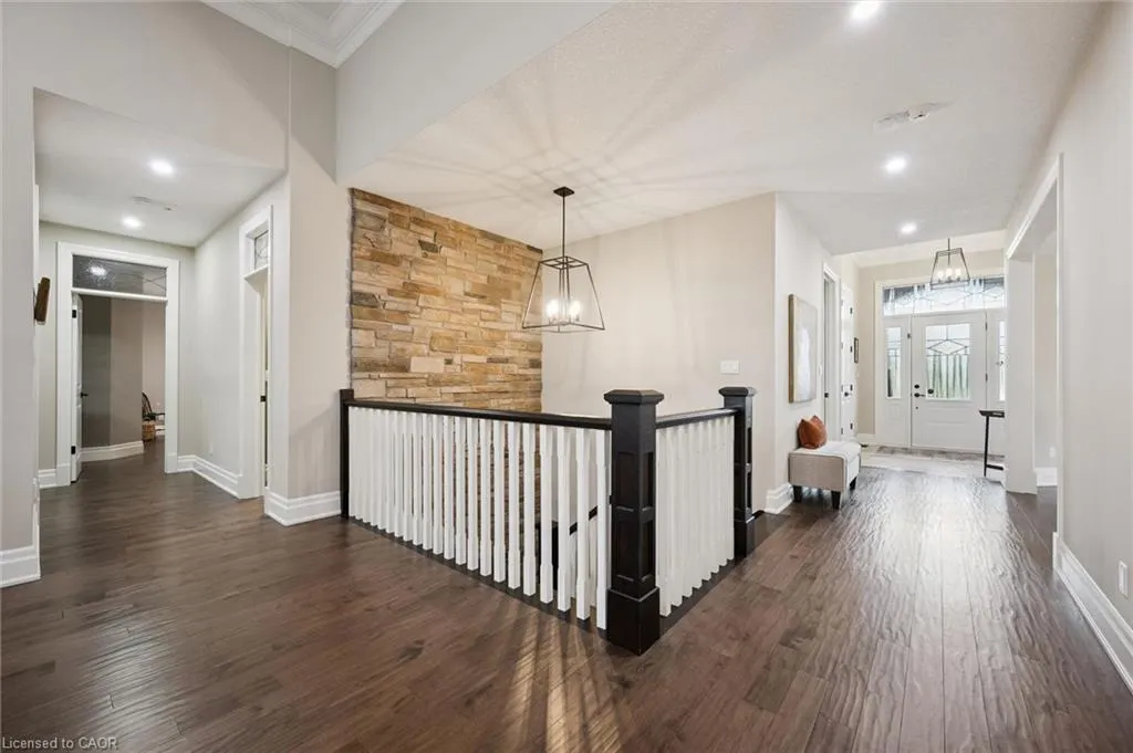 311 Terrace Wood Crescent