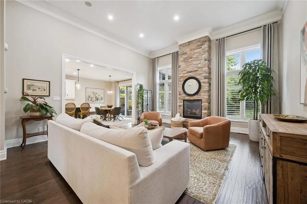 311 Terrace Wood Crescent