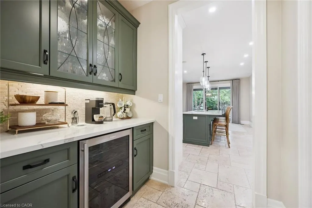 311 Terrace Wood Crescent