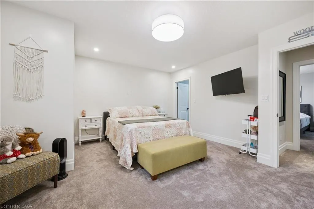 311 Terrace Wood Crescent