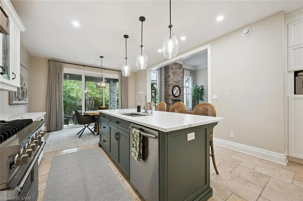 311 Terrace Wood Crescent