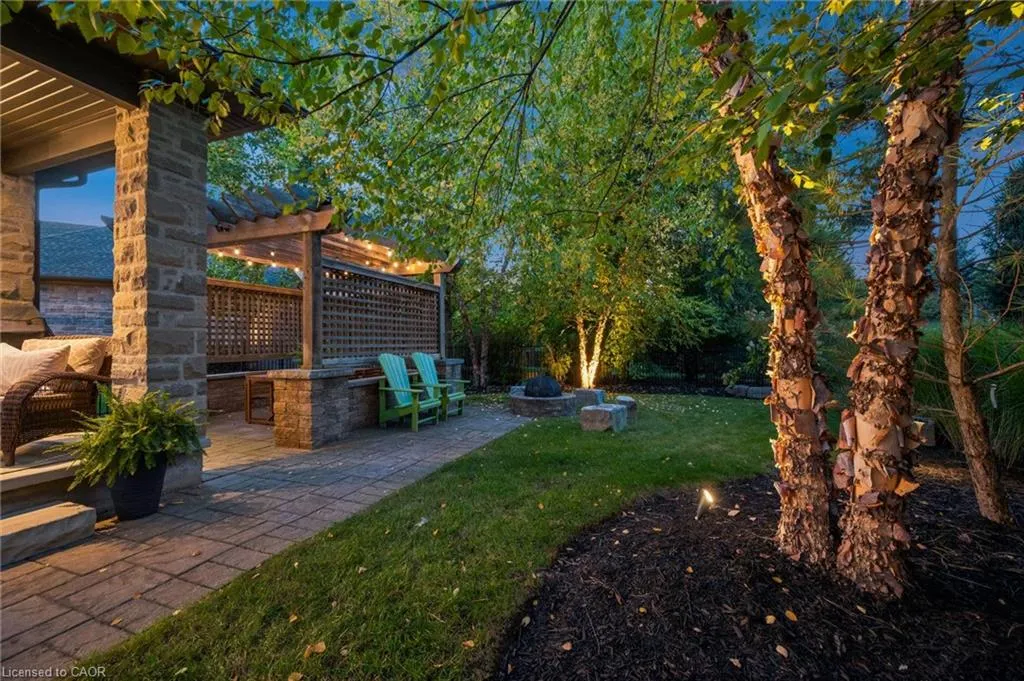 311 Terrace Wood Crescent