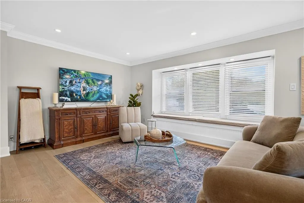 2223 Glenwood School Drive