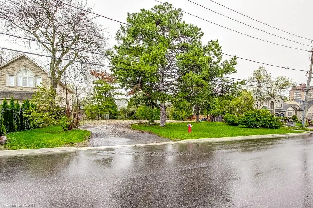 101 (PART LOT 2) Fairview Road W