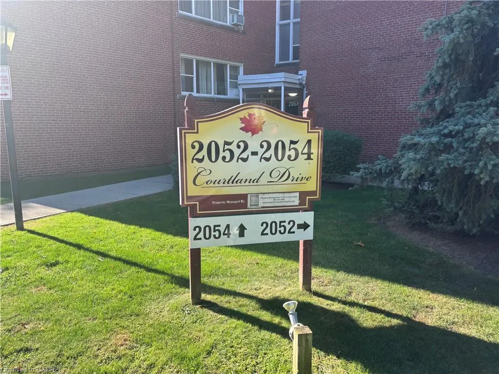 2054 Courtland Drive #404