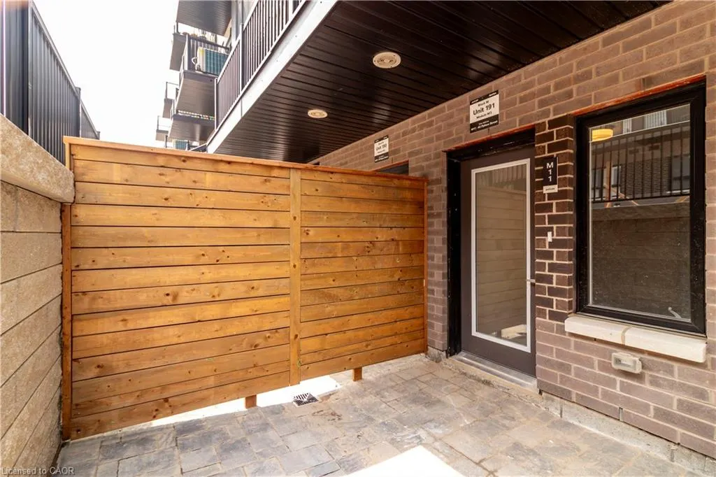 40 Palace Street #M11