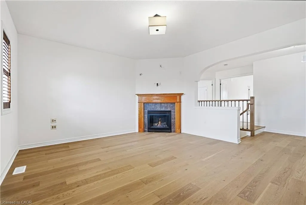 115 Bocelli Crescent