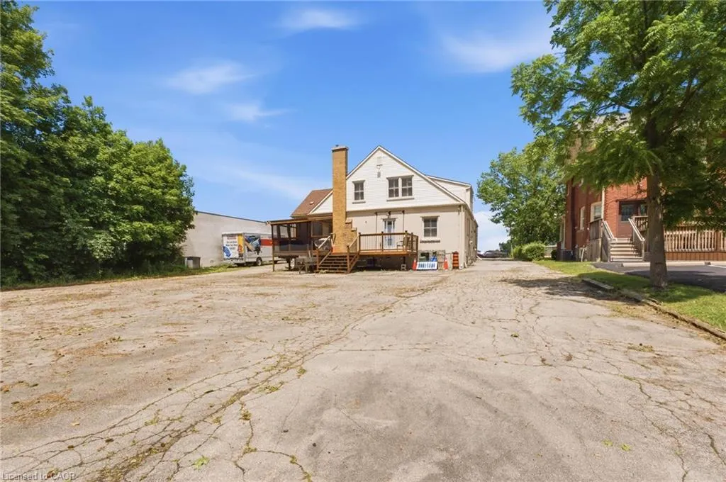 1260 Highway 8