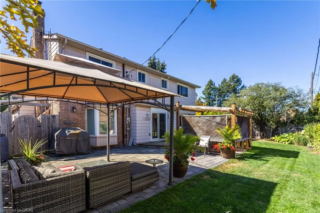 4248 Dunvegan Road