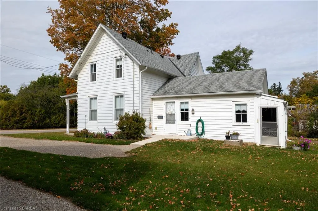 60 Simcoe Street