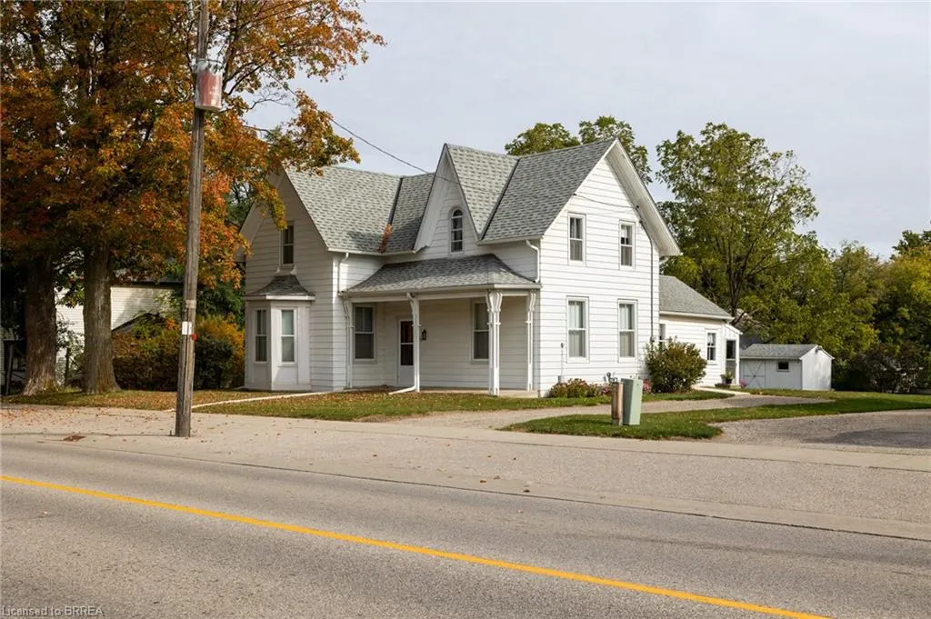 60 Simcoe Street