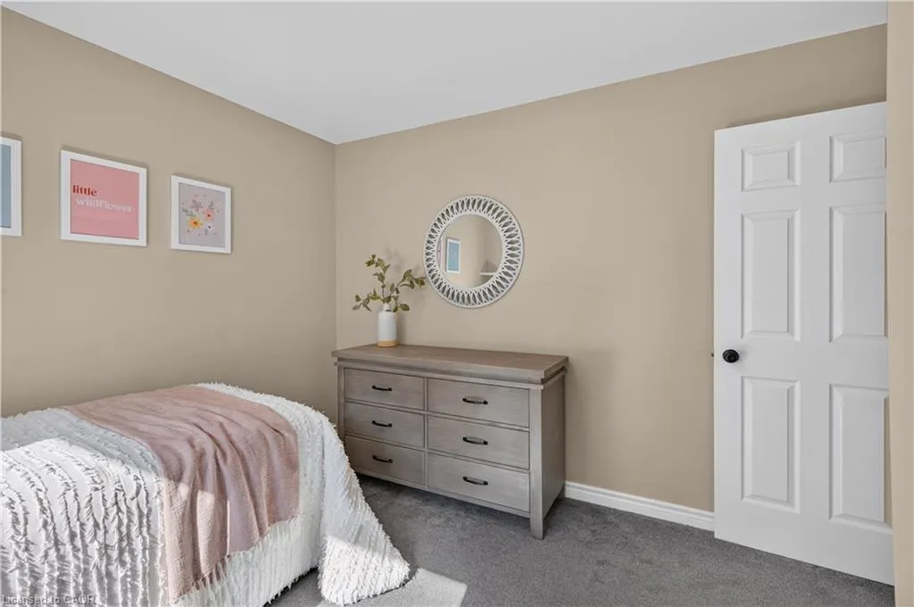 7 Fern Avenue