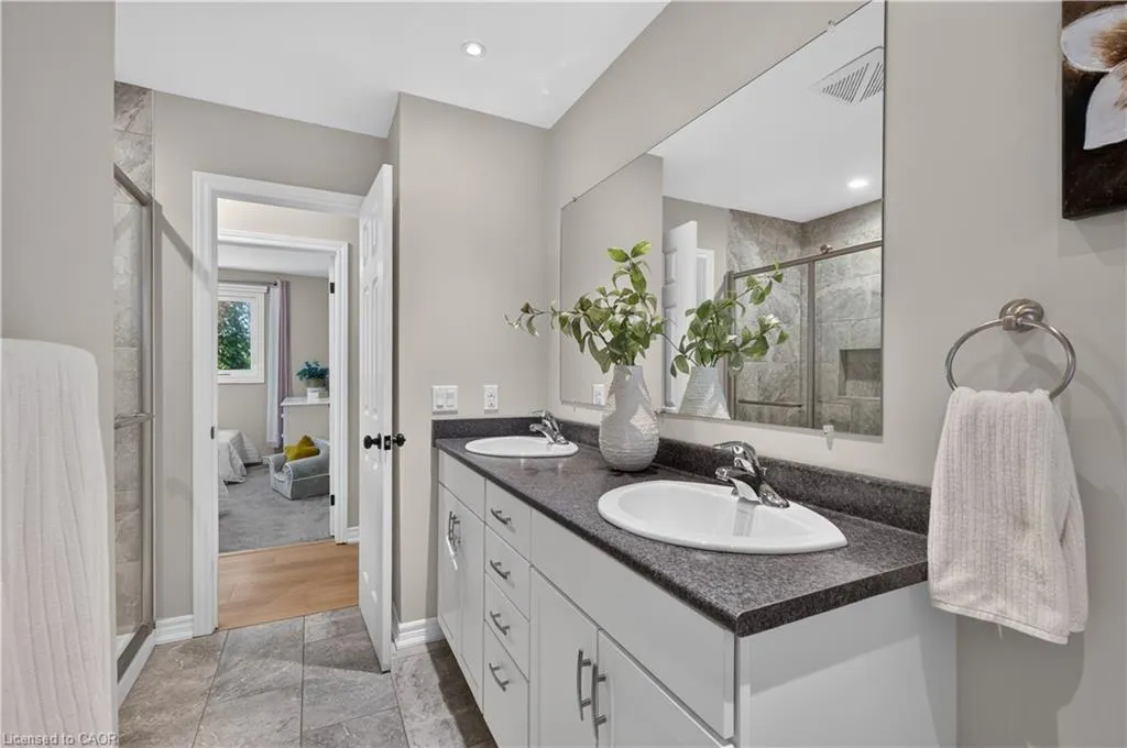 7 Fern Avenue