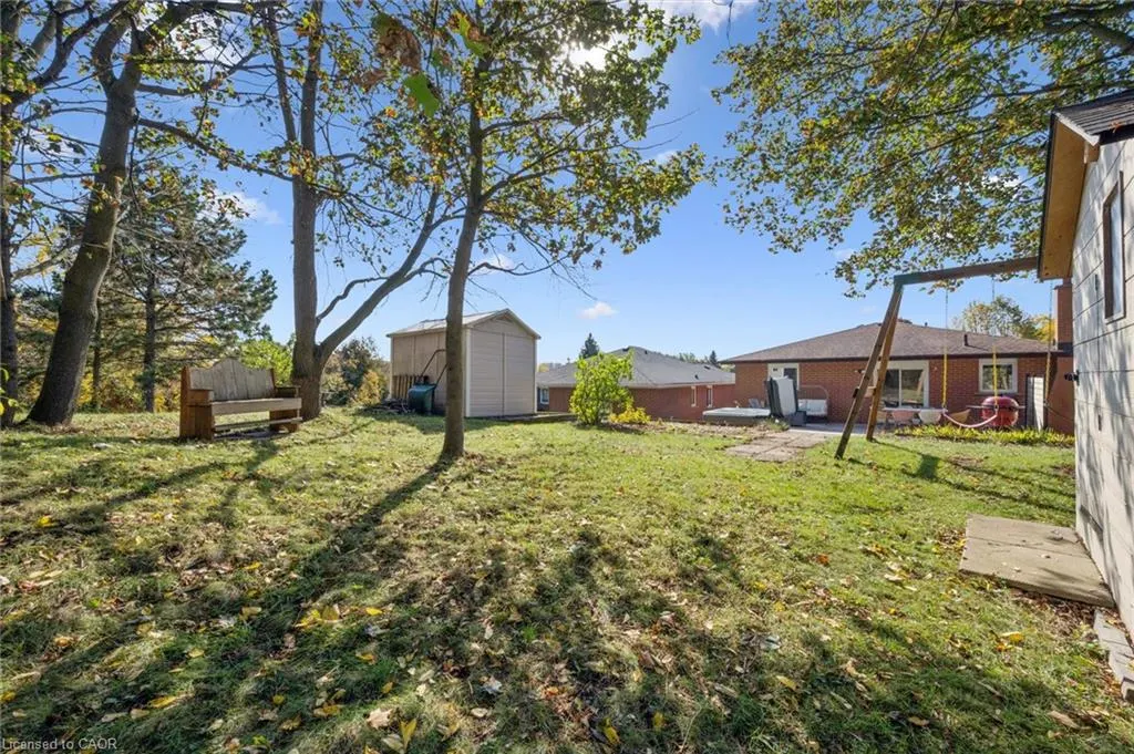 180 Eastforest Trail