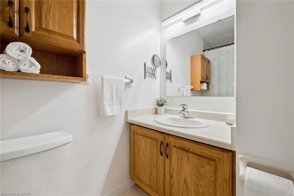180 Eastforest Trail