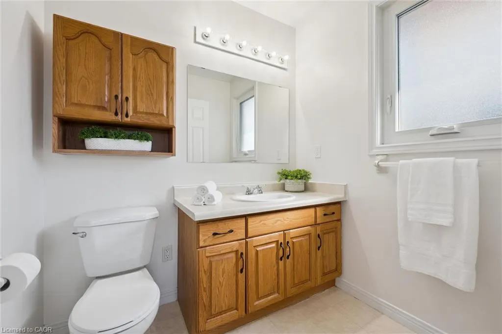 180 Eastforest Trail