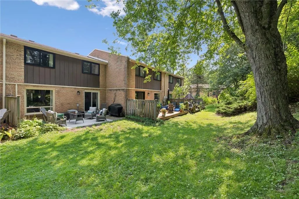 220 Salisbury Avenue #27