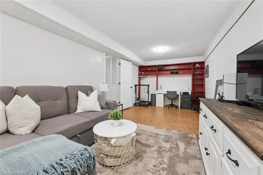 220 Salisbury Avenue #27