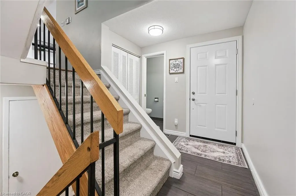 220 Salisbury Avenue #27