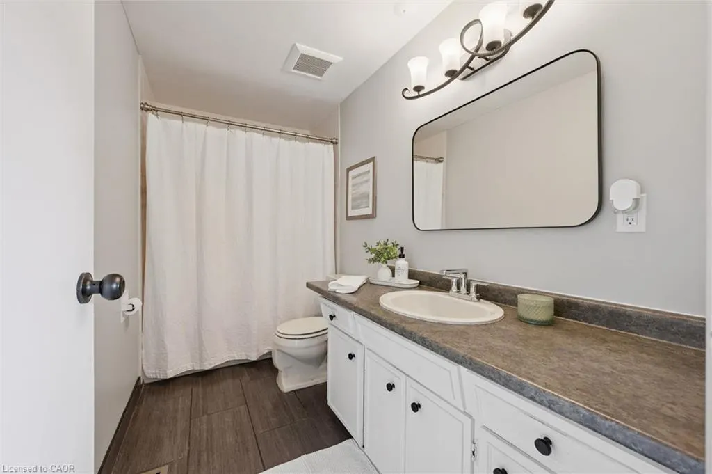 220 Salisbury Avenue #27