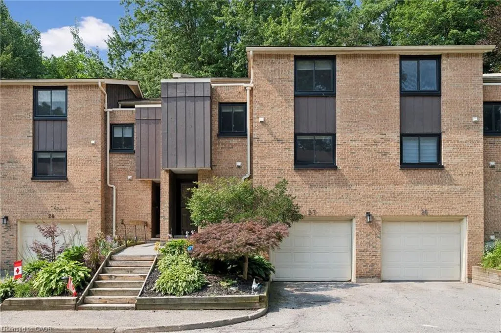 220 Salisbury Avenue #27