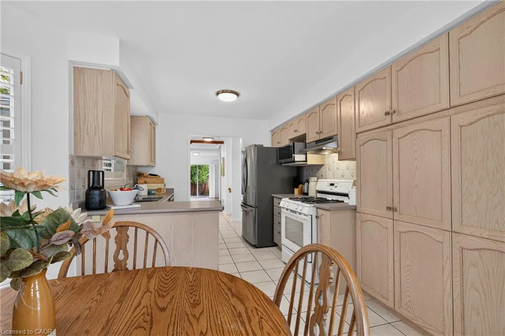 5555 Linwell Place