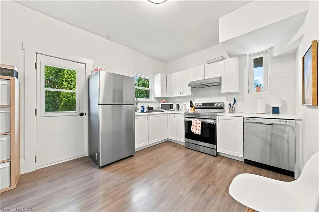 2177 Lakeshore Road
