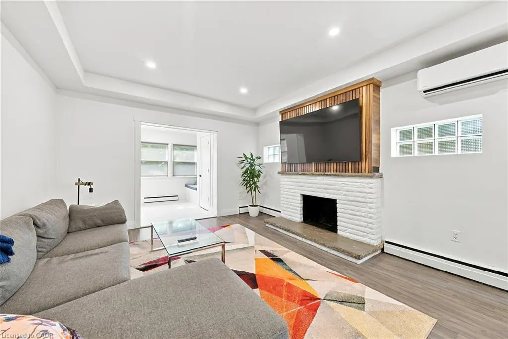 2177 Lakeshore Road