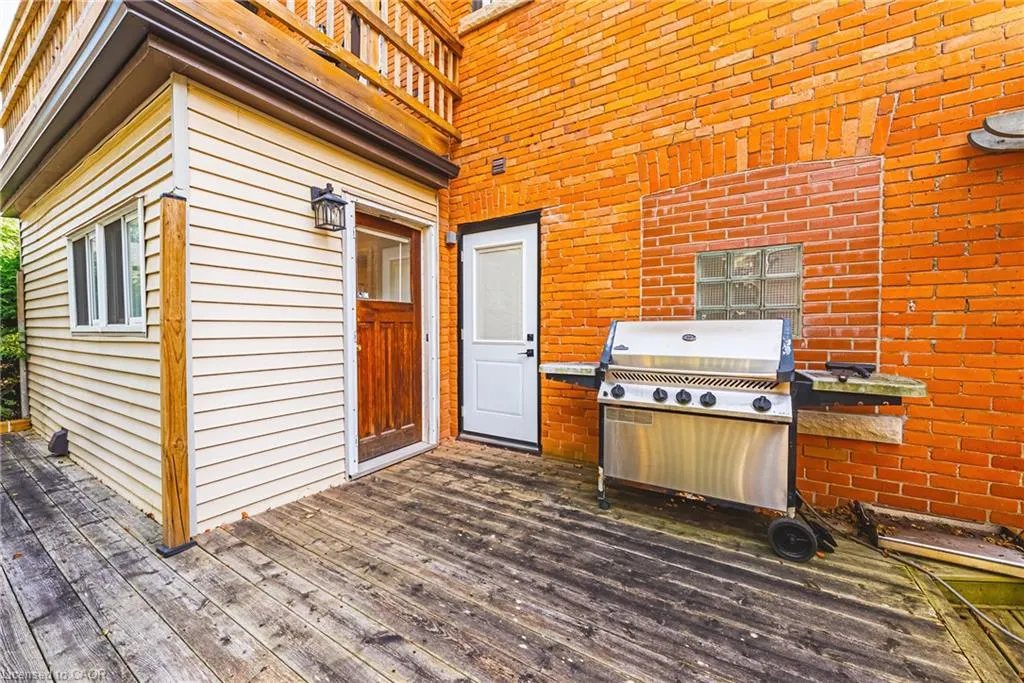 2177 Lakeshore Road