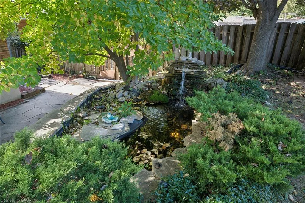 128 Briar Knoll Drive