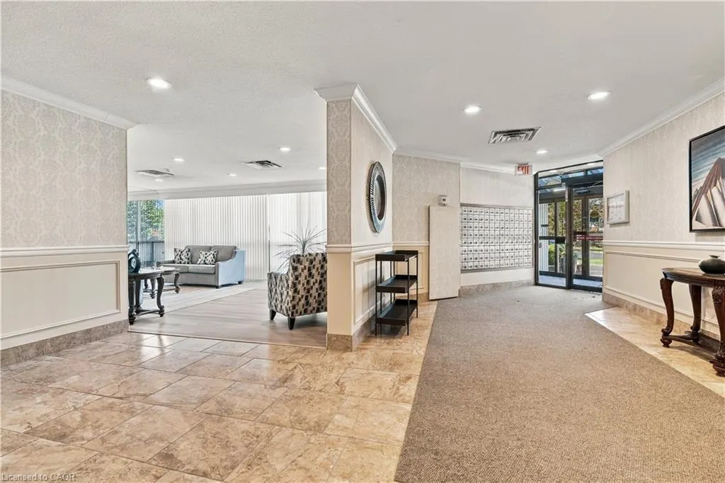 5070 Pinedale Avenue #302